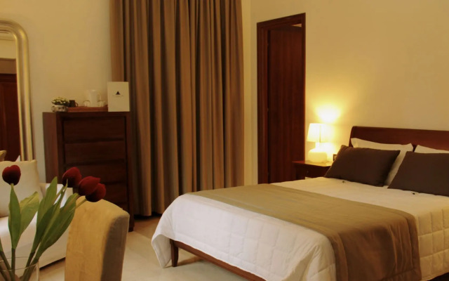 St. Peter' Six Rooms & Suites