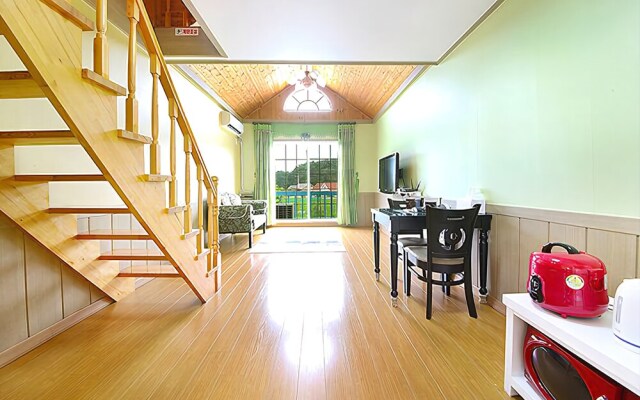Gyeongpo Starry Love Song House Pension
