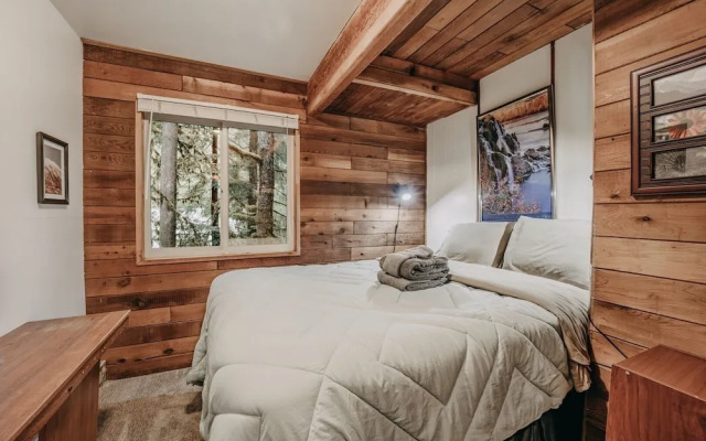 26sl - Hot Tub - Bbq - Game Room - Sleeps 8 3 Bedroom Home by RedAwning