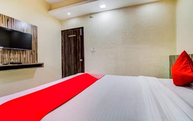 The Grand Yash By OYO Rooms