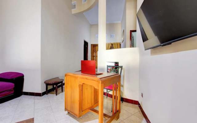 OYO 94003 Anjuk Ladang Homestay