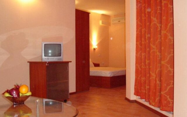 Hotel Harmony