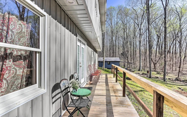 Peaceful & Secluded Knoxville Retreat w/ Deck