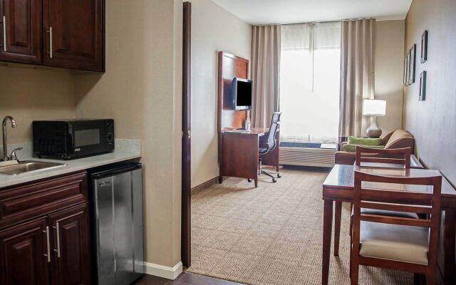 Comfort Suites Dover