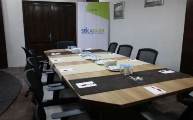 SekaPark Hotel
