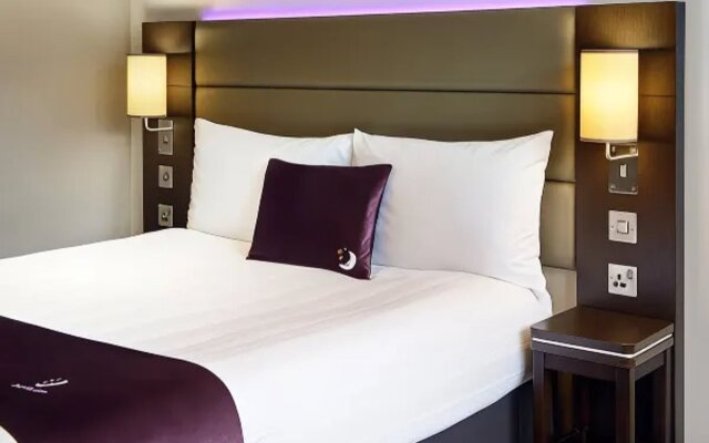 Premier Inn Warrington - A49/M62 J9