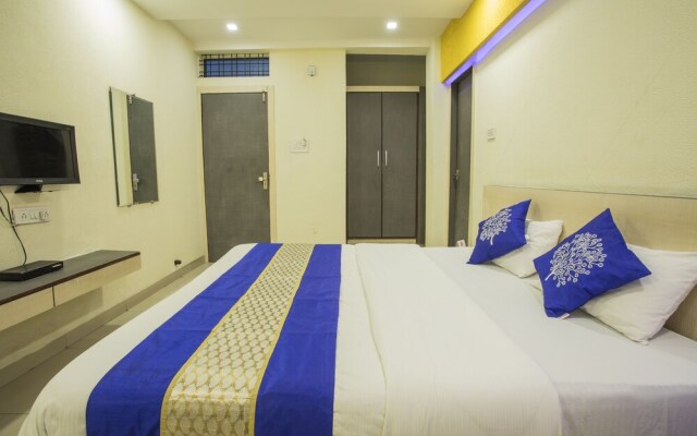 OYO 5426 Hotel SVL