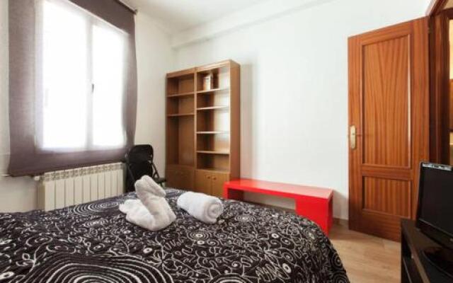 Mercado Anton Martin Apartment