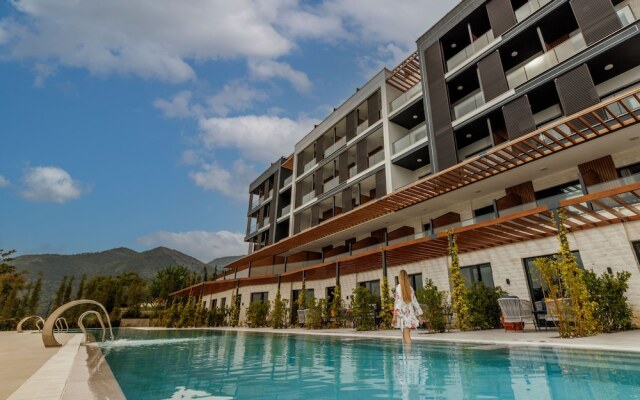 Montenegro Lodge