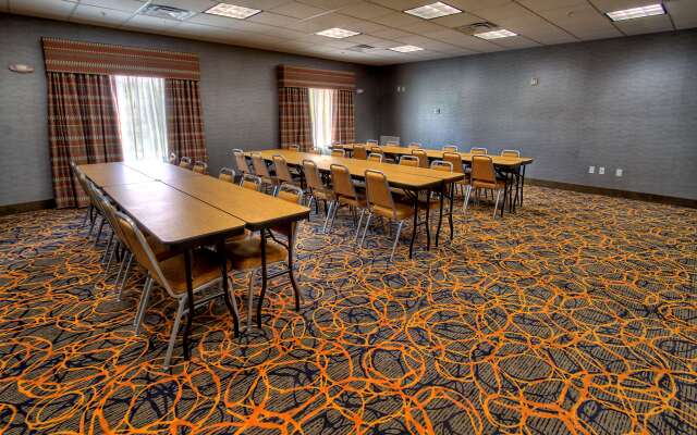 Hampton Inn & Suites Ada