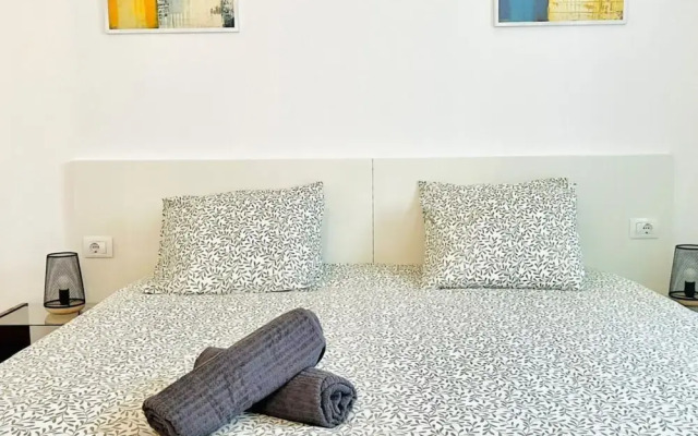 Modern Trendy 1BR Ground Floor Apartment