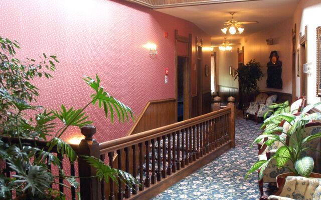 Grand Central Hotel