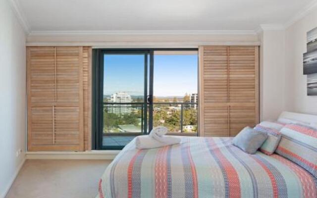 Le Point 702 - Luxury And Views!