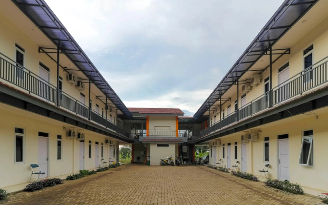 RedDoorz near Exit Toll Bogor