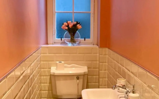 Old Town Centre Apartment 5 mins to Edinburgh Castle