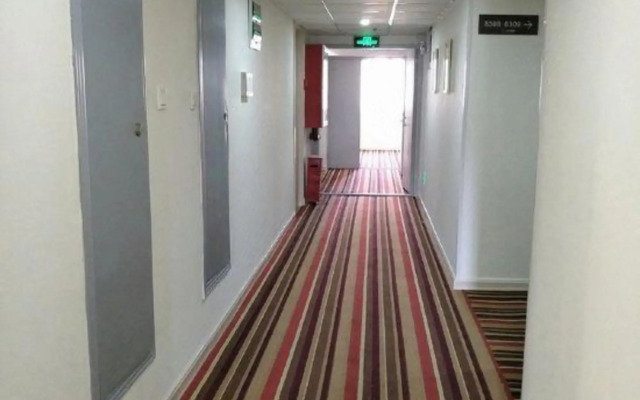 Qingzhu Huaduo Express Hotel (Qingdao Tongfu Road Women's and Children's Hospital)