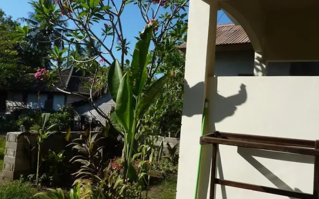 THE LAWAS Guesthouse