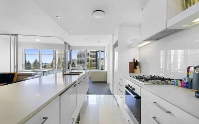 Scenic 2-bed With Pool, Gym