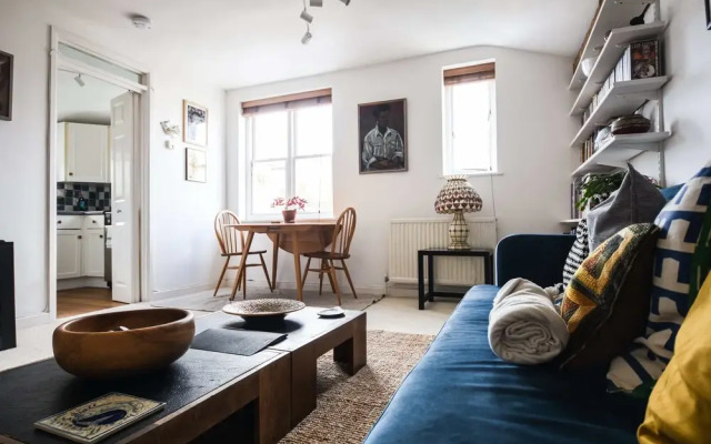 Stylish Flat in Cotham, Free On-street Parking