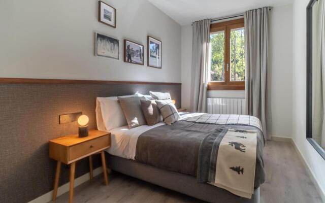 Modern apartment in Benasque near the centre