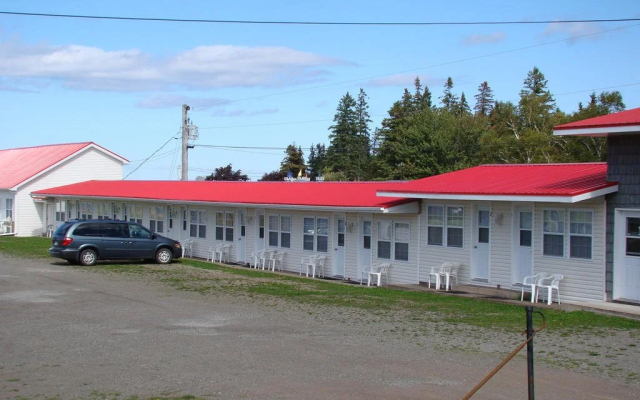 The Waterfront Motel