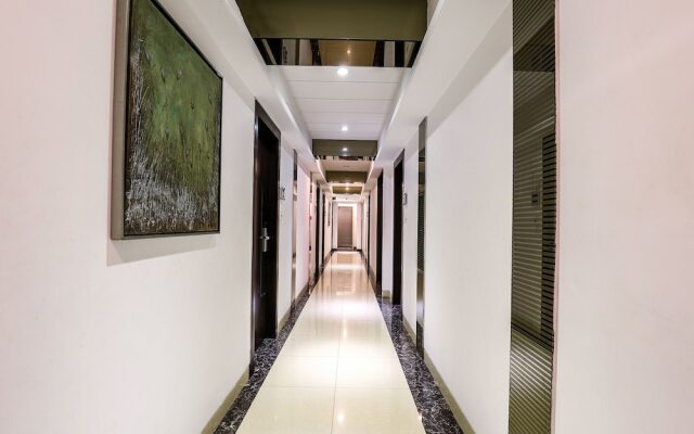 Capital O 1710 Hotel The Supreme