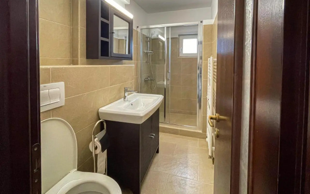 National Arena Mega Mall Elana Apartment