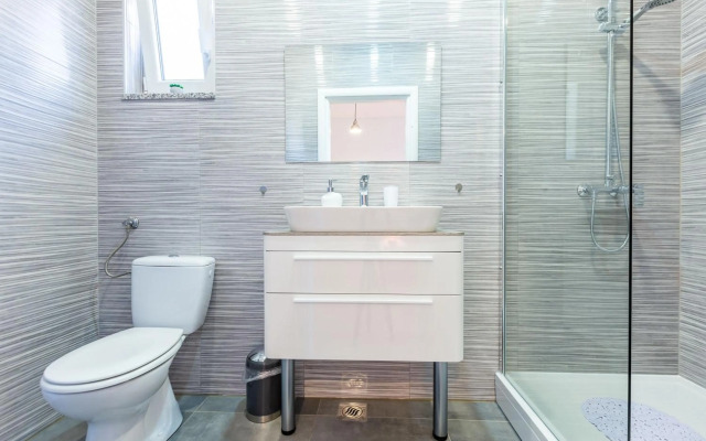 Šjor 2 BDR Apartment w grill