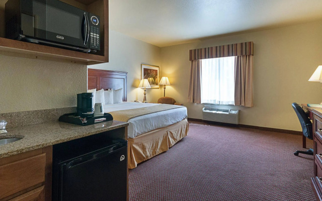 Comfort Inn & Suites