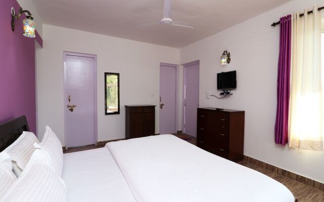 OYO 10770 Home Modern 2BHK Villa Naukichiyatal