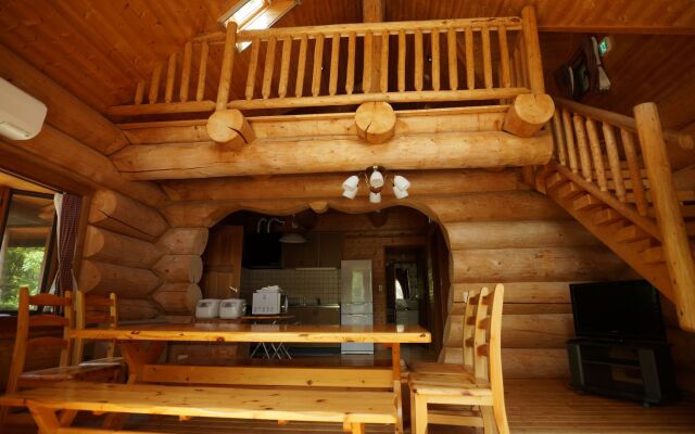 Hakuba Canadian Lodge