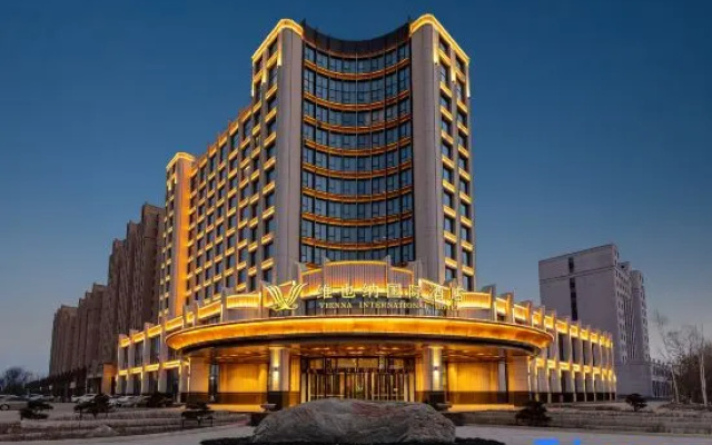 Vienna International Hotel (Baicheng Branch)