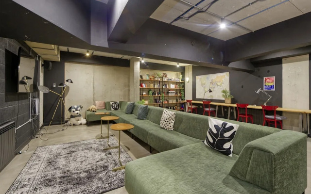 Stylish Student Studio Minutes From Central London