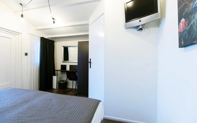 Quentin England Hotel