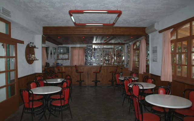 Prinos Apartments