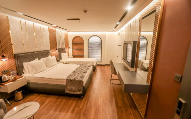 Class Suit Hotel