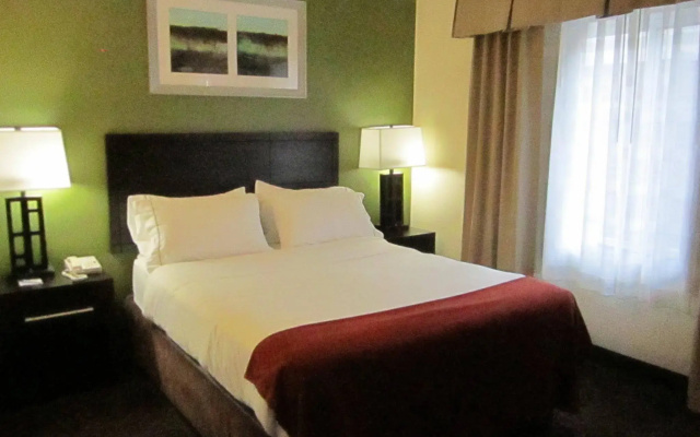 Holiday Inn Express & Suites Aberdeen by IHG