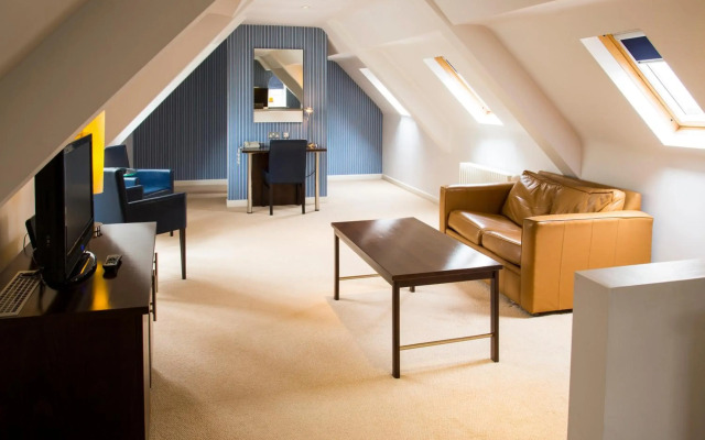 Lanes Hotel