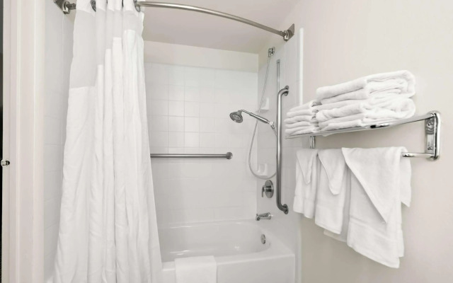 Sonesta Essential Atlantic City West
