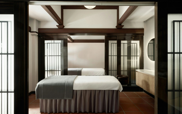 Sheraton Hanoi Hotel – Guest Rooms – Hanoi