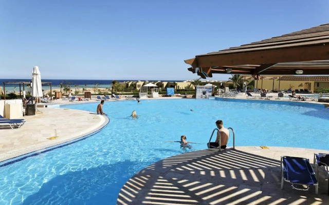 Three Corners Fayrouz Plaza Beach Resort