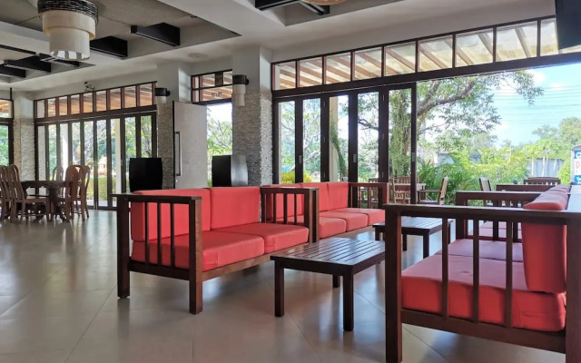 Tachawan Resort & Restaurant