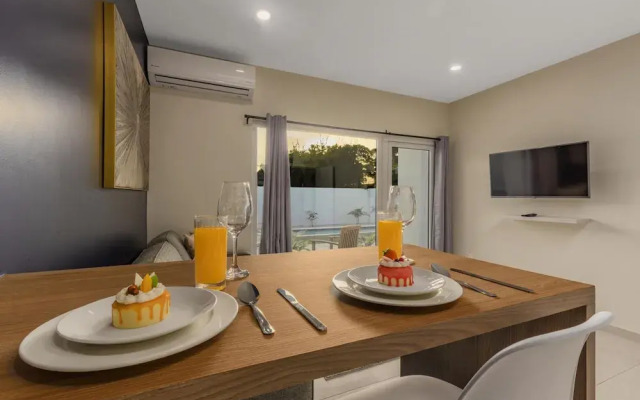 Cozy One Bedroom Apartment With Pool Koyari