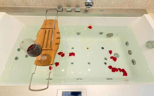 Villa Frigga & Villa Freia