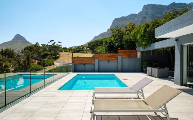 Ocean View Camps Bay 5bed Villa w Pool Valtameri