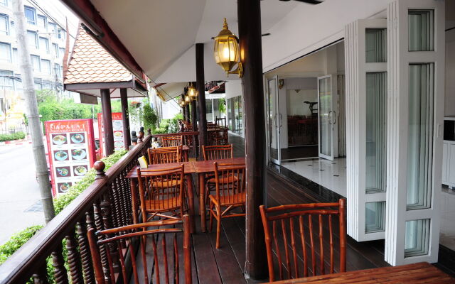 Villa Raya Private Pool Villas Resort