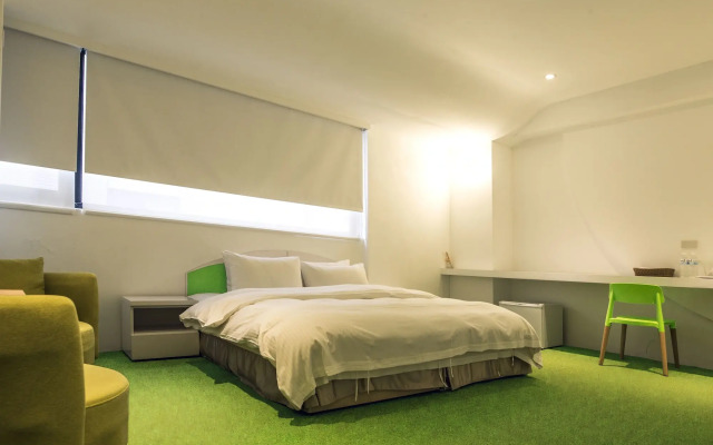 Time Flyer Hotel