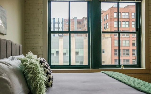 FRONTDESK 917 Locust St Apts Downtown St Louis