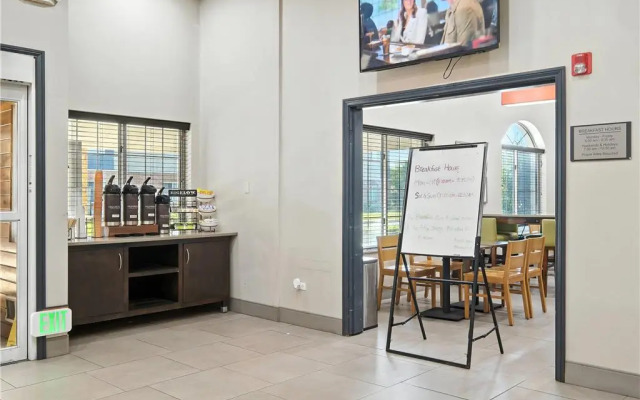 Country Inn & Suites by Radisson, Merrillville, IN