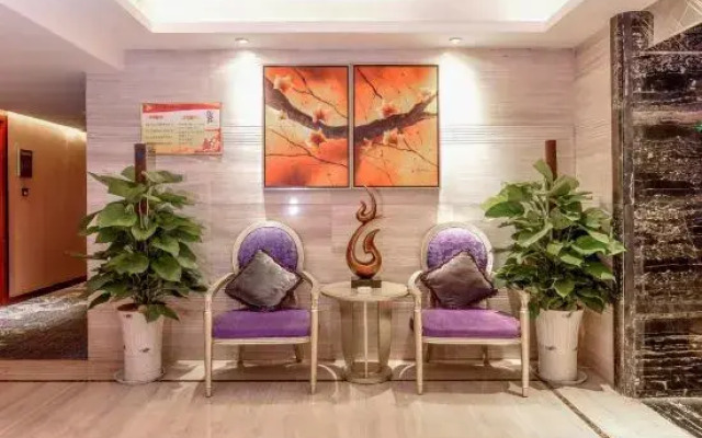 Wutongshu Holiday Hotel
